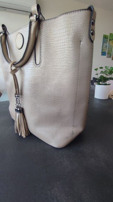 Дамски чанти лот 8лв бр