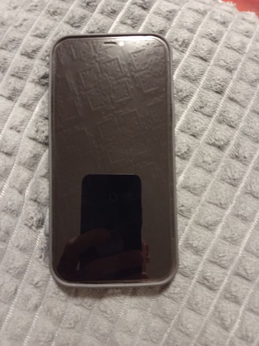 Продам айфон 12 про макс