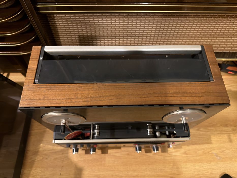 Magnetofon ReVox A77 Stereo cu capac acrilic