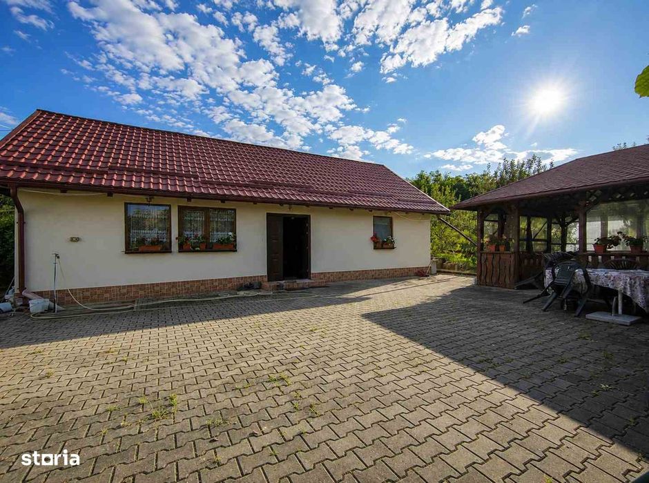De vânzare | Casă de vacanță cu teren de 4.453 mp | Cojocna