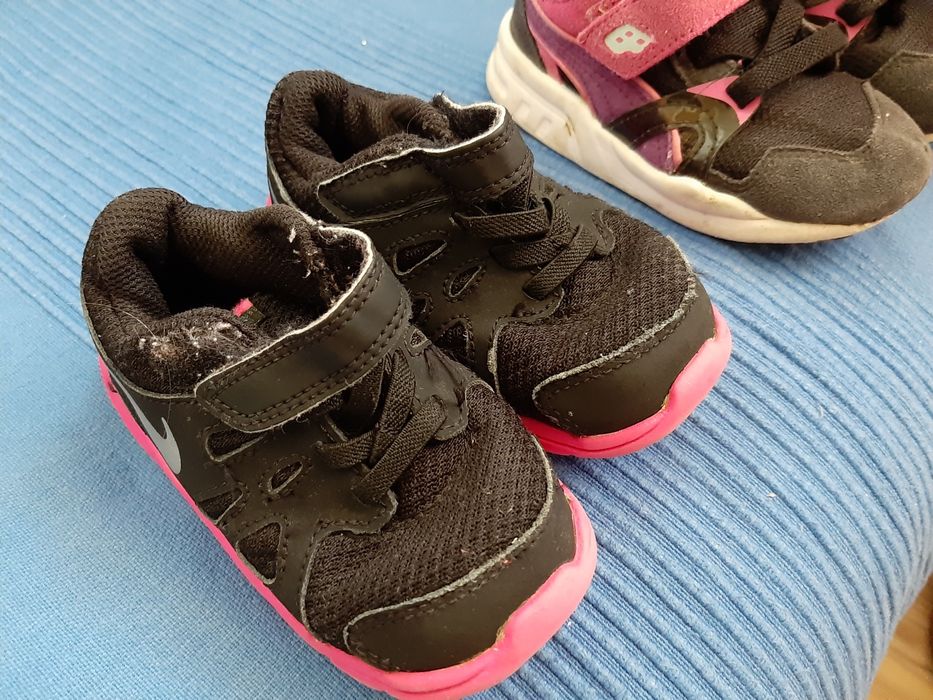 Papuci / adidasi fetita 22