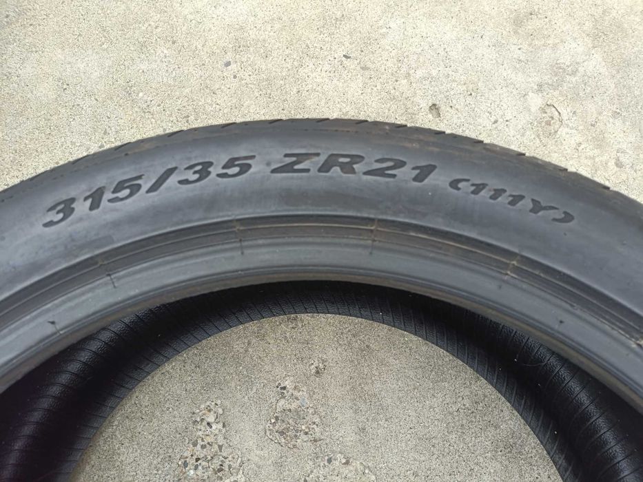 Doua anvelope de vara 315 35 21 pirelli p zero profil 7,5 mm