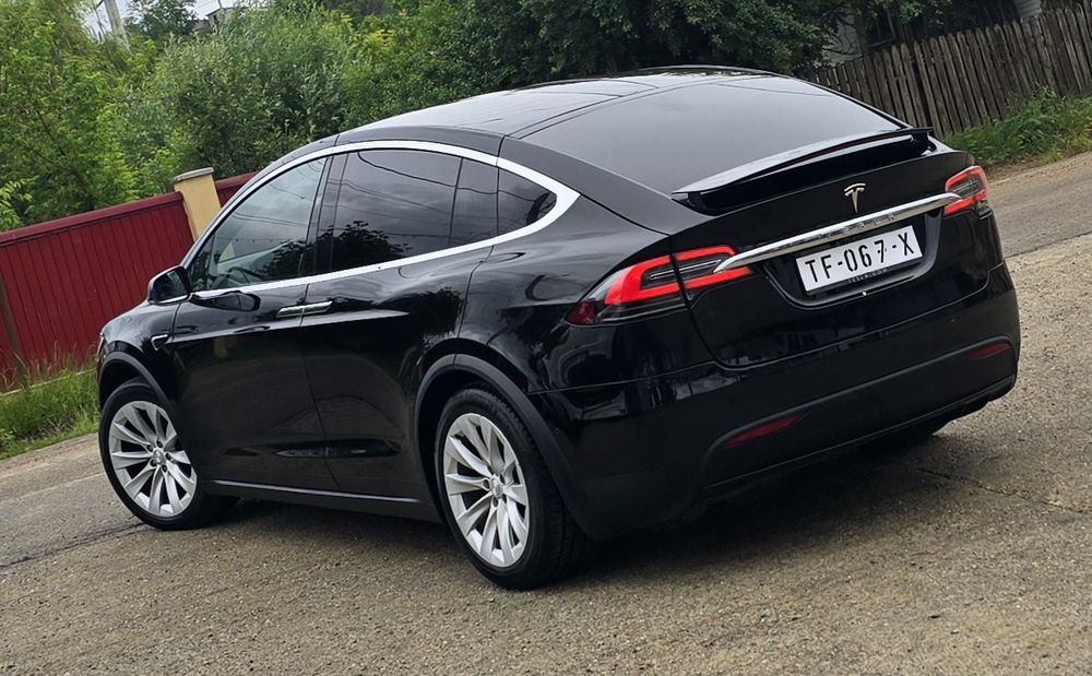 Tesla Model X 75D * Dual Motor