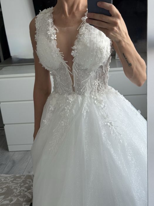 Rochie de mireasa alba, xxs/xs, corset , crinolina 3 cercuri, CA NOUA