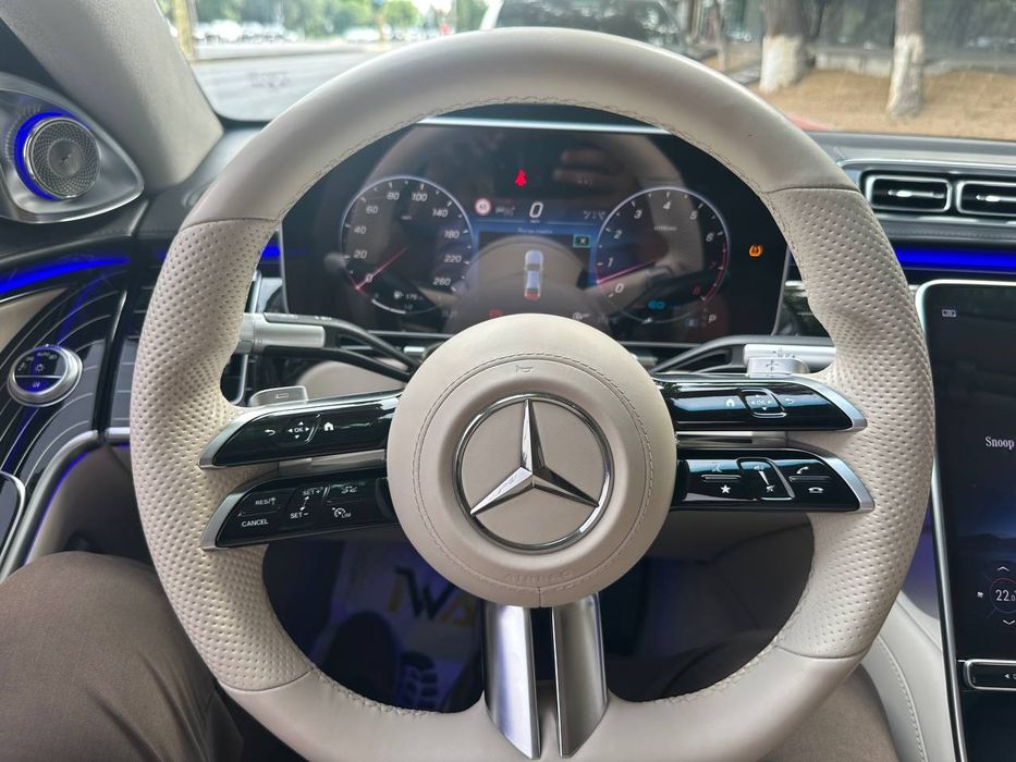 Срочно Продаётся mercedes-benz
