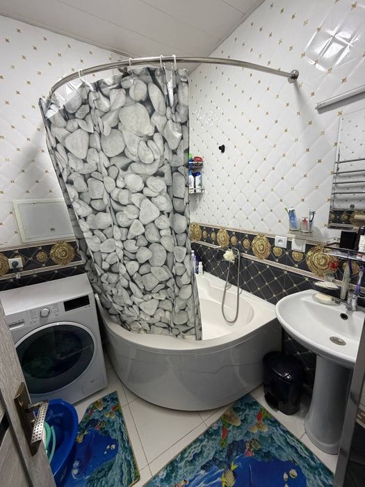 3 xonali Kvartira Srochno sotiladi