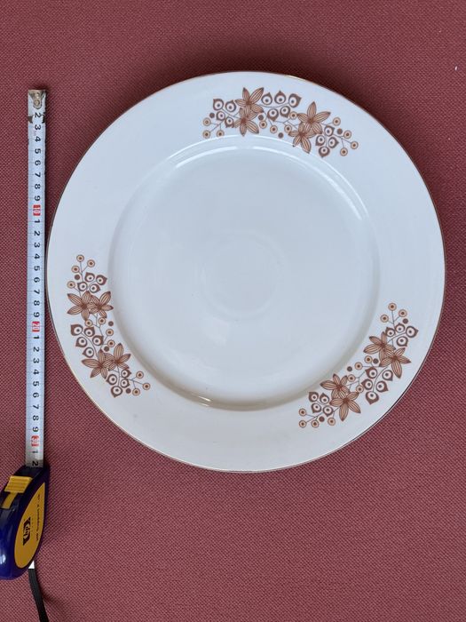 Луксозни ретро порцеланови сервизи за хранене чай канички чинии супник