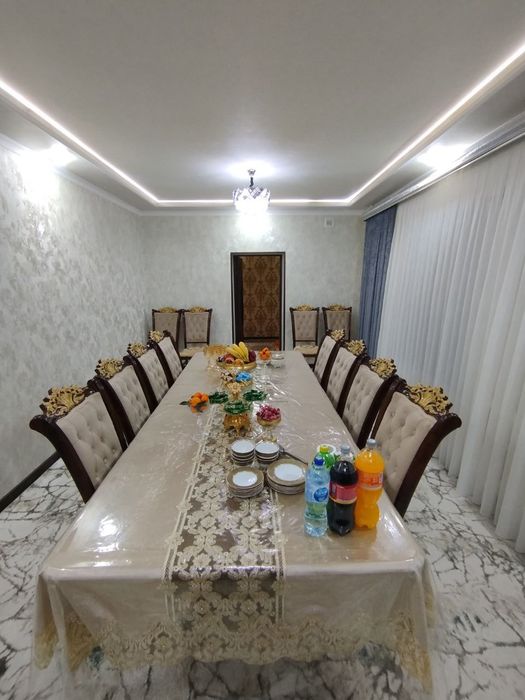 12 kishilik premium sifatdagi stol stul