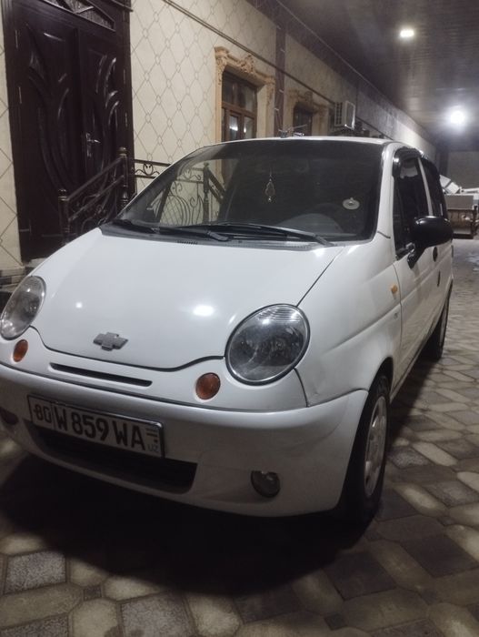 Матиз сотилади метанда