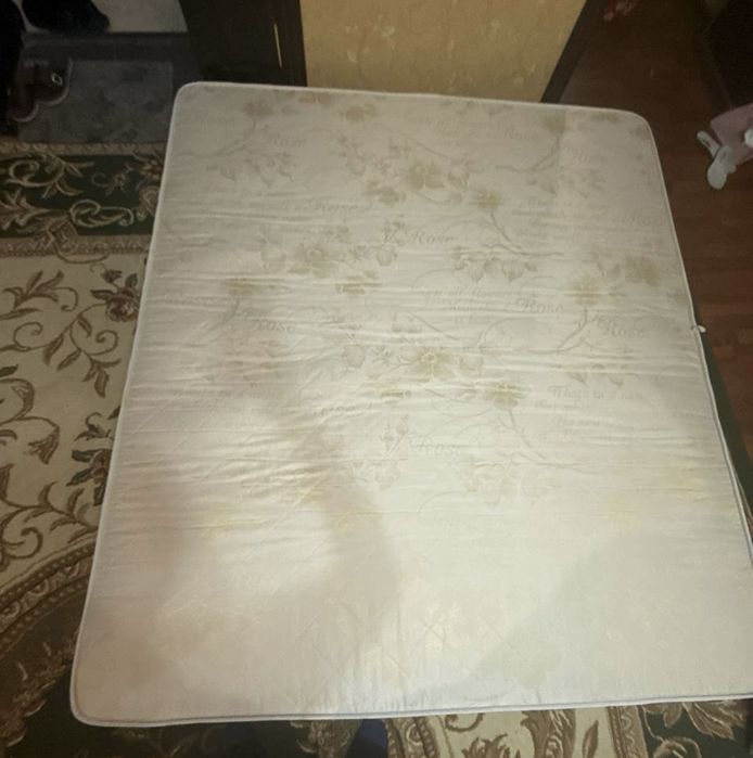 Ikki kishilik karavat uchun matras