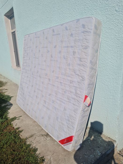 Продам матрас б/у