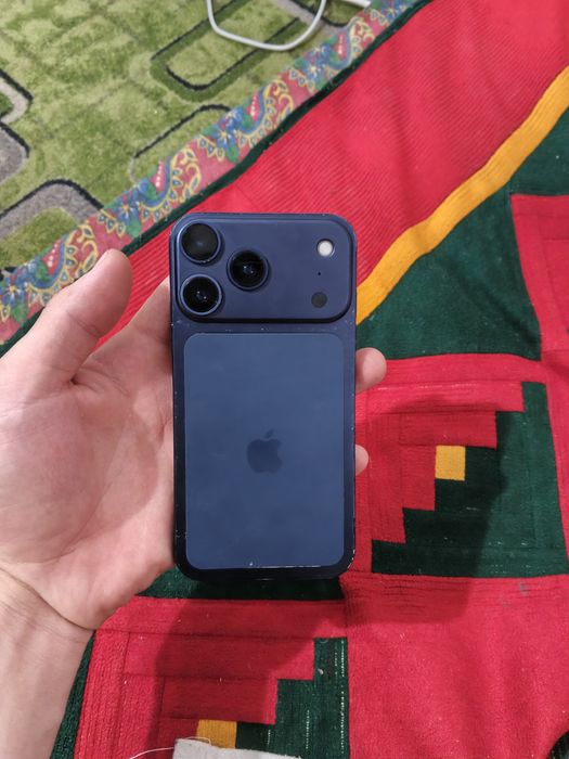 Продам Айфон XR корпусе 17 Pro