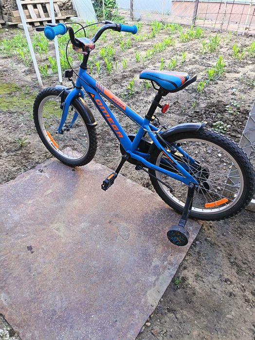 Vând bicicletă pentru copii