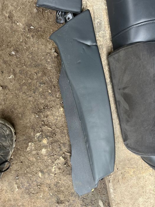 Салон за Ауди AUDI A5 4 врати кожа+плат Алкантар Ел. Рекаро 313