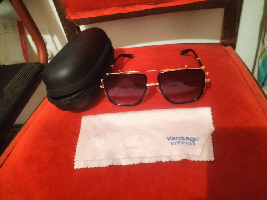 Ochelari de soare balmain!