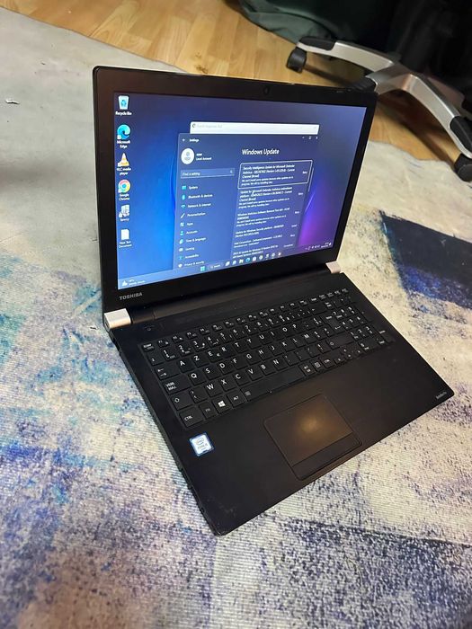 Laptop Toshiba Pro A50, i5 gen 6, 12 gb, hdd 1tb, complet