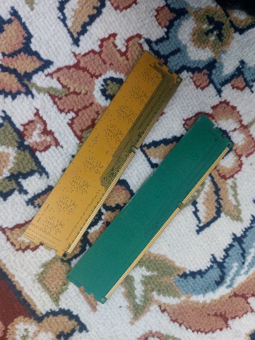 Оперативки по 2гб