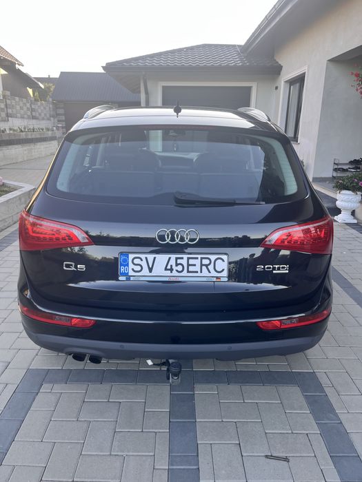 Audi Q5 quattro S-tonic