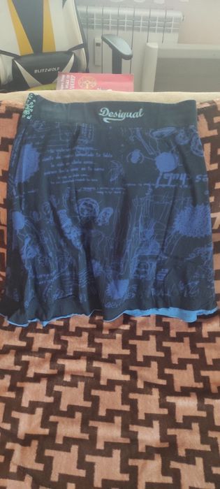 Пола Desigual, M размер