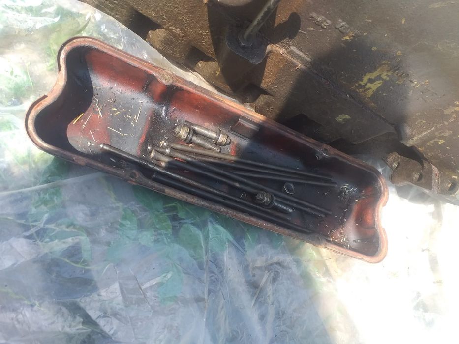 Vând  piese motor  perkins