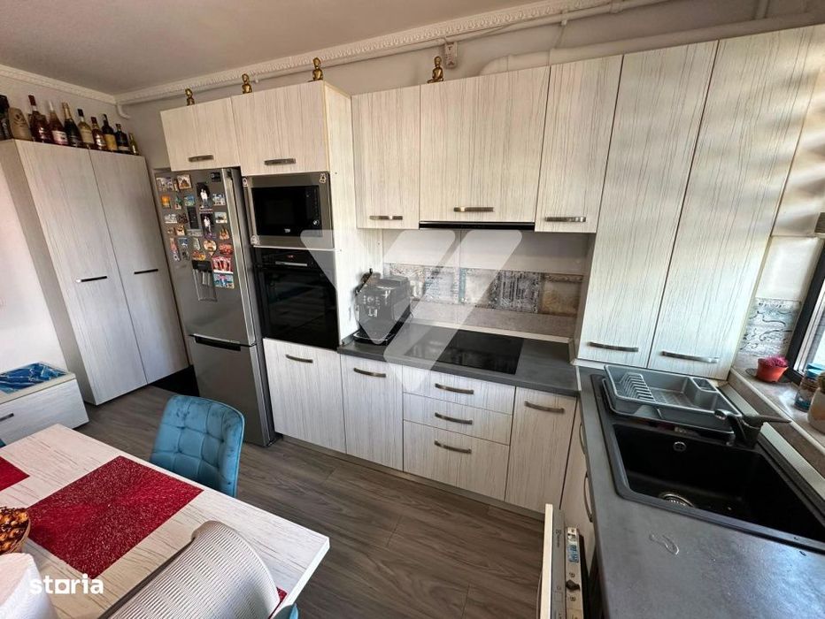 Apartament 3 camere etaj 1 de vanzare 55 MPU - Balcon 5 MP - Șelimbar — fotografia 3