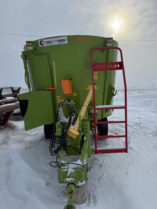 Продам Смеситель-раздатчик кормов СРК-11В (Хозяин)