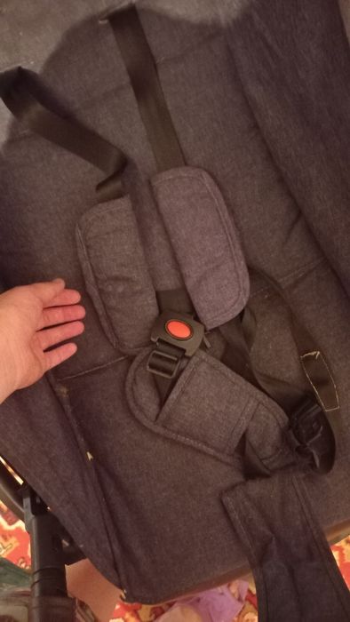 Прогулочная коляска