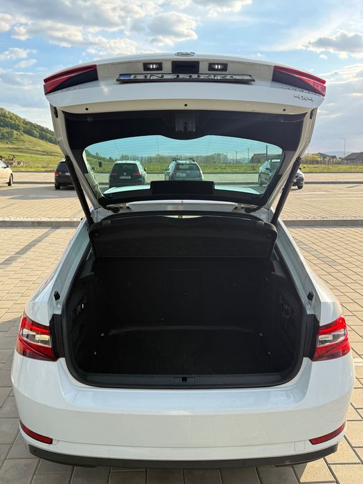 PF Vând Skoda Superb 4x4 2.0 TDI