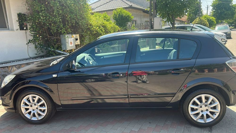 Opel Astra Unic proprietar Inmatricuare - 2008