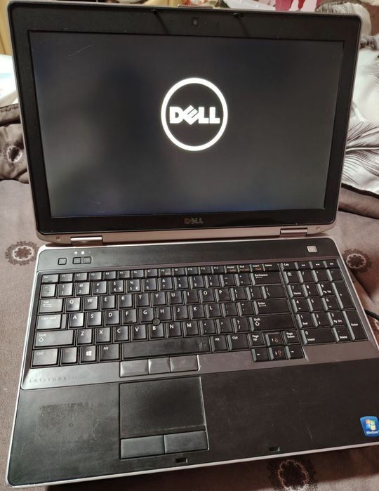 Vand laptop Dell