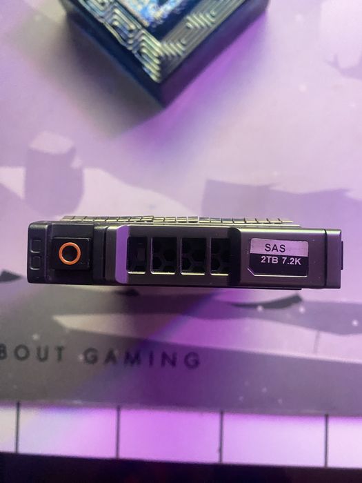 Hard Disk 2TB SAS