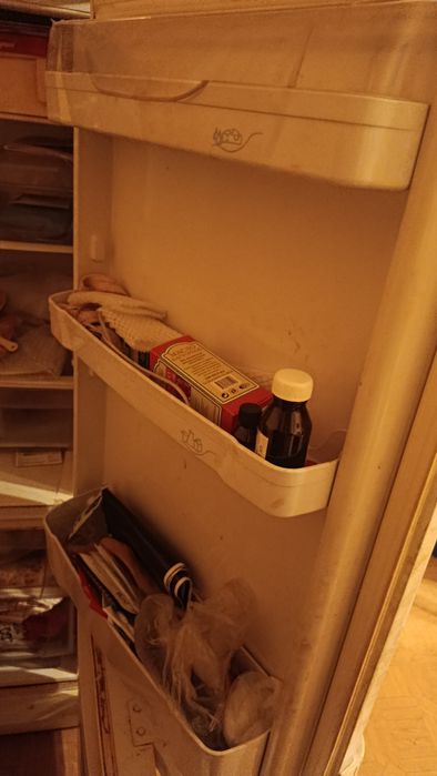 Холодильник Indesit, б/у.