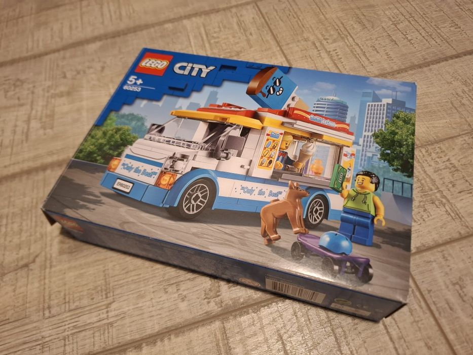 Lego City 60253  furgoneta cu înghețată