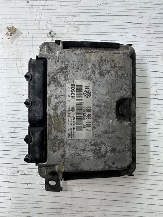 Компютър VW GOLF 4 1.9TDI 110HP 2003Година