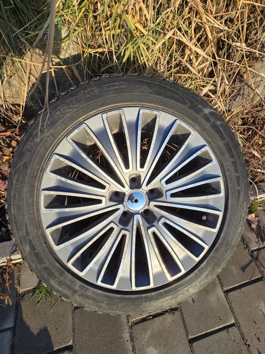 Зимние шины goodyear 225/65/18