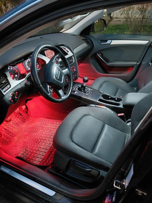 Audi A4 B8 pe benzina nu Diesel  Limuzina Berlina Schimb