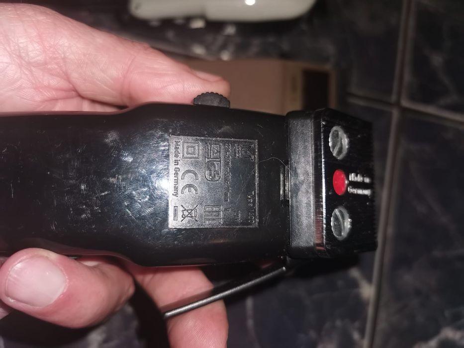 Mașini de tuns cu cablu Moser,Wahl,Oster.Jaguar CM 2000