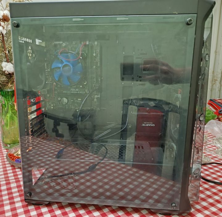 Компьютер без видеокарты и БП
