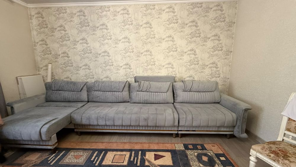 Продам диван хорошом состояние