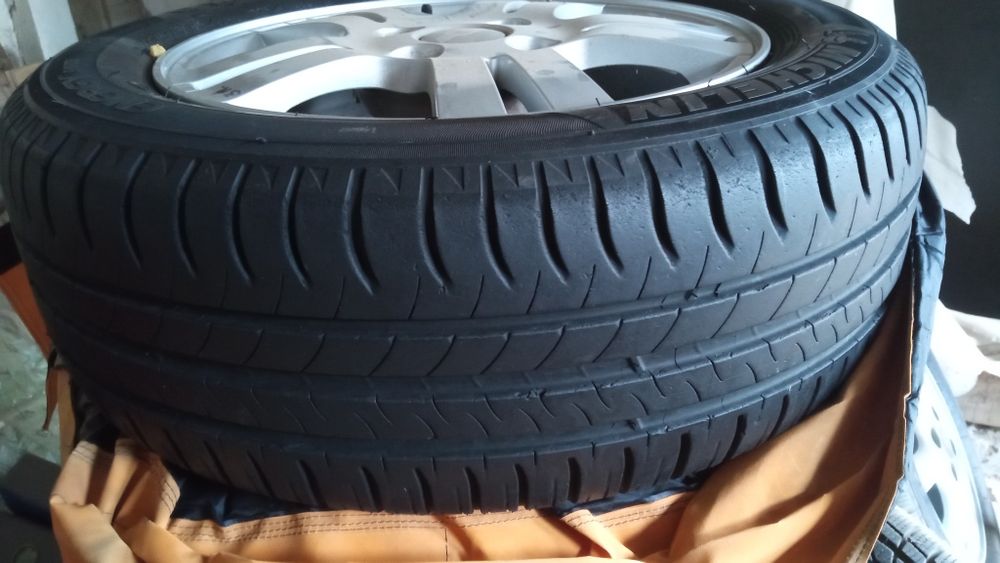 Диски родные от Chevrolet Лачетти на автошинах Мишлем Энерджи Савер