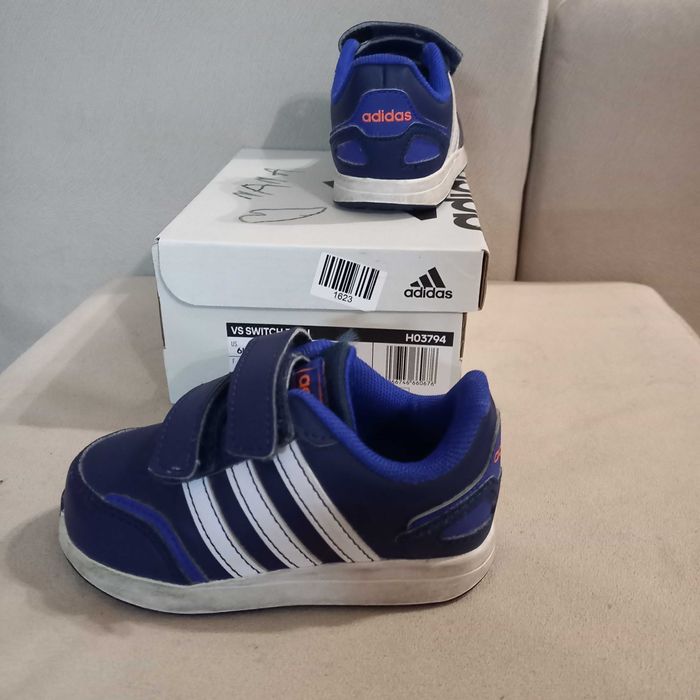 Детски маратонки Adidas, размер 22, 14см. стелка