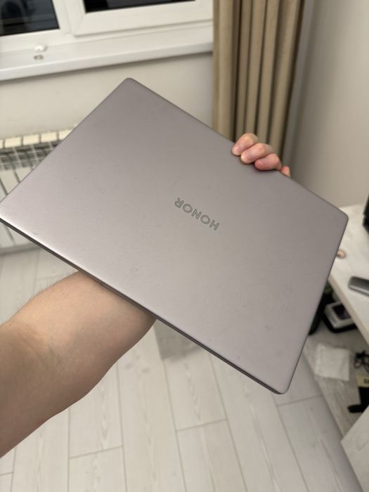 Ноутбук HONOR MagicBook X 14