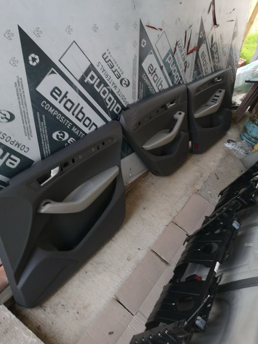 Audi q5 кожен салон