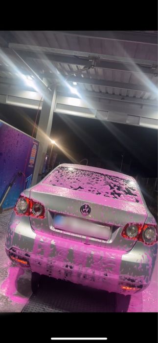 VW JETTA 2009 1.6 TDI