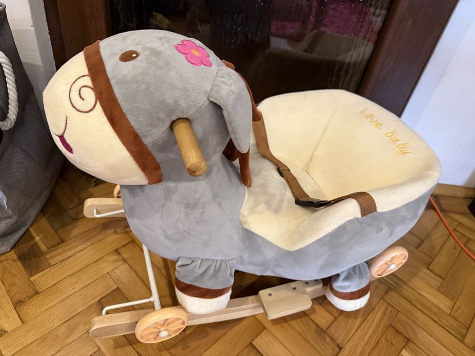 Măgăruș leagan pentru bebeluși