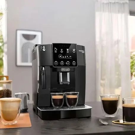Кофемашина DeLonghi Magnifica Start с сенсорной управленией, офф гаран