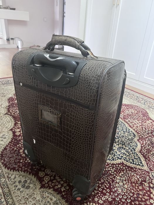 Чемодан кожаный ручная