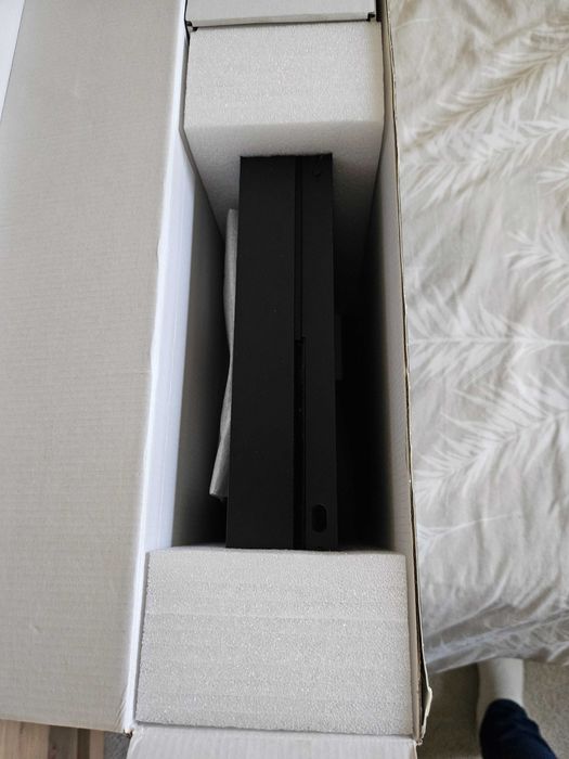 X box one 1 tb  конзола и контролер