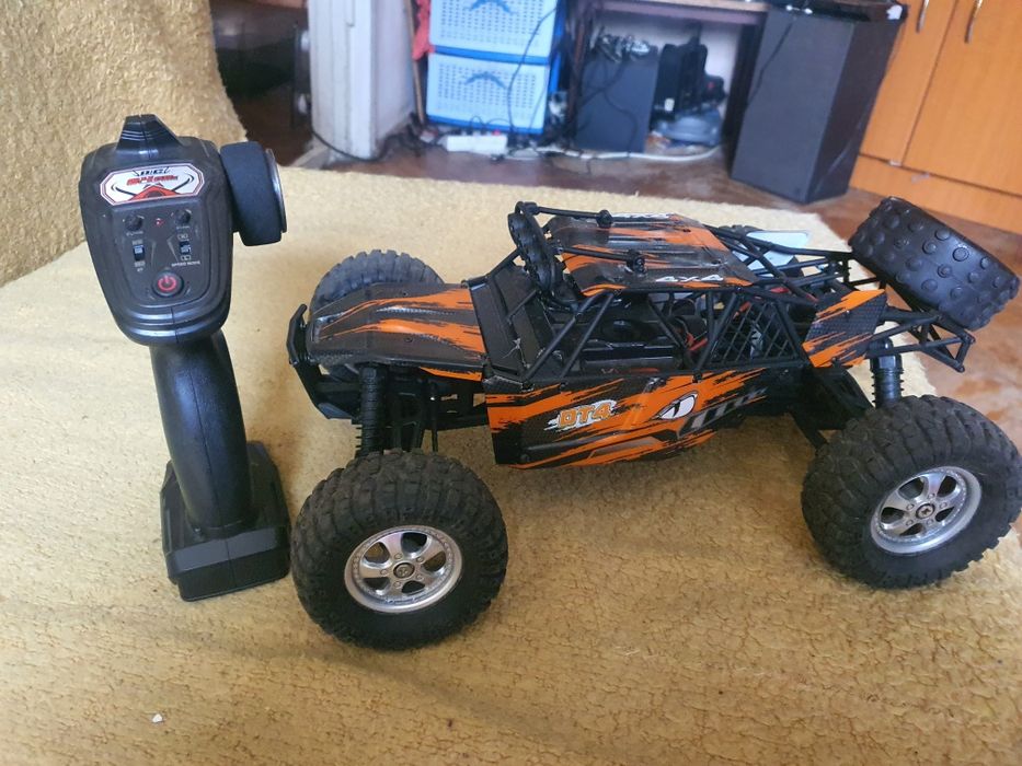 se vinde automodel bughy 4wd ,