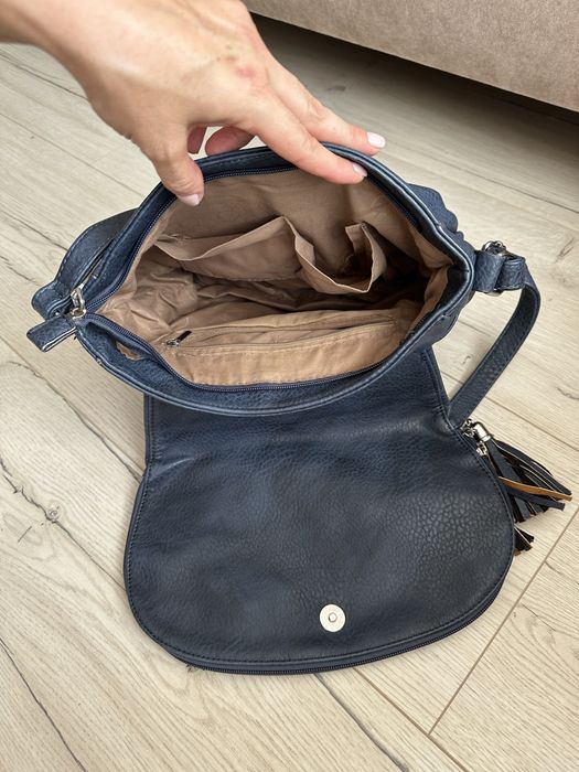 Дамска чанта